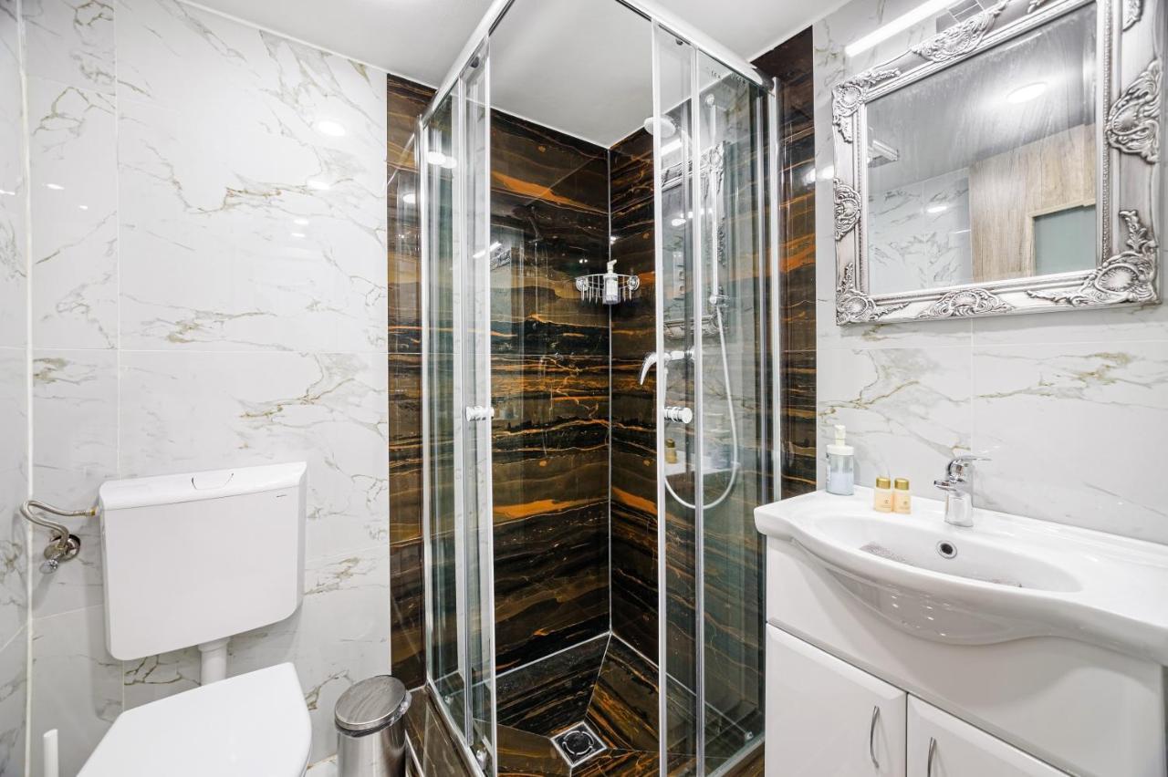 Gloria Downtown Apartments بودابست المظهر الخارجي الصورة
