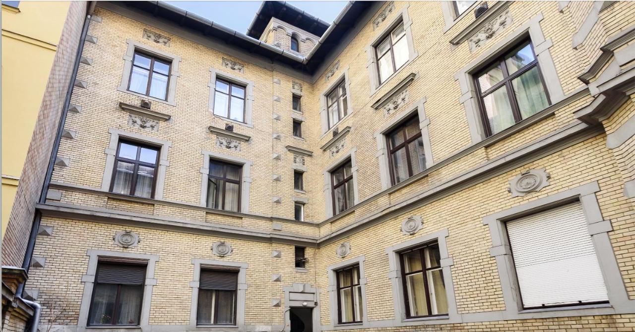 Gloria Downtown Apartments بودابست المظهر الخارجي الصورة