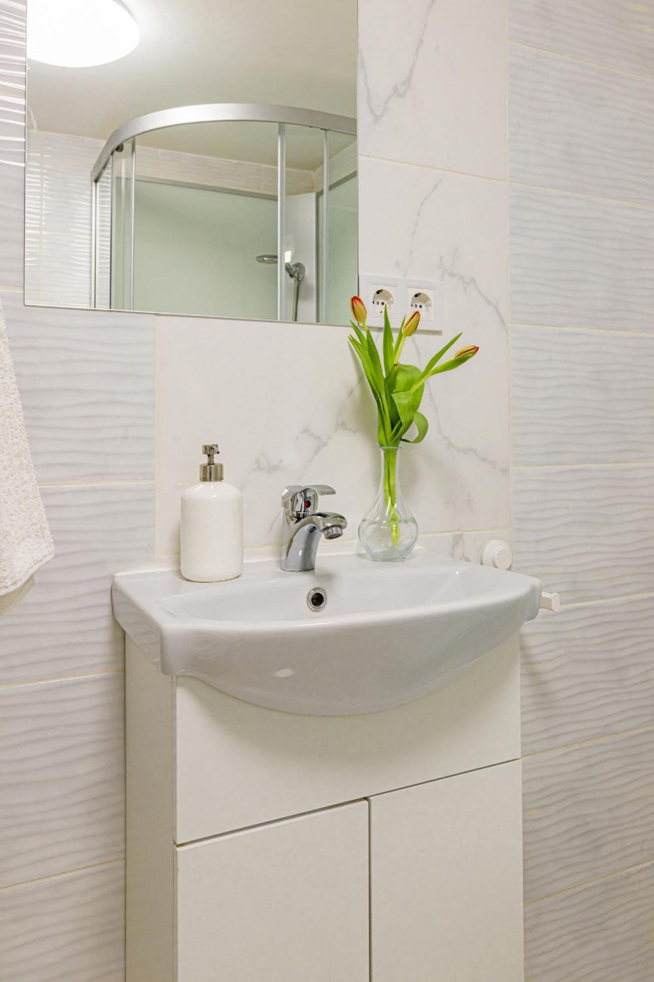 Gloria Downtown Apartments بودابست المظهر الخارجي الصورة